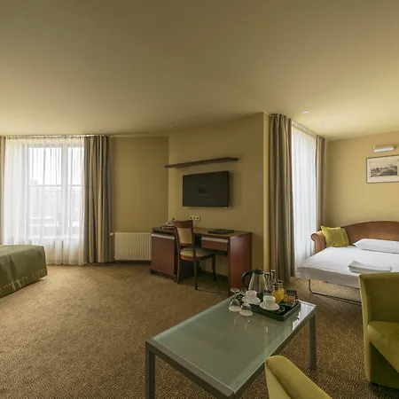 Hotel Congress