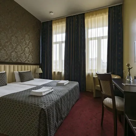 Congress Hotel
