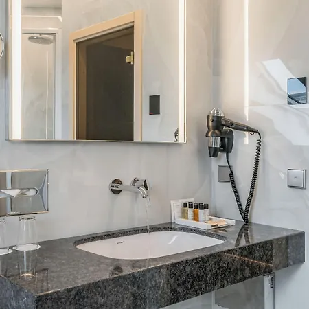 Hotel Congress 4*