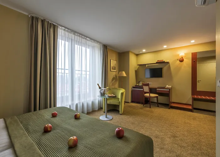 Congress Готель